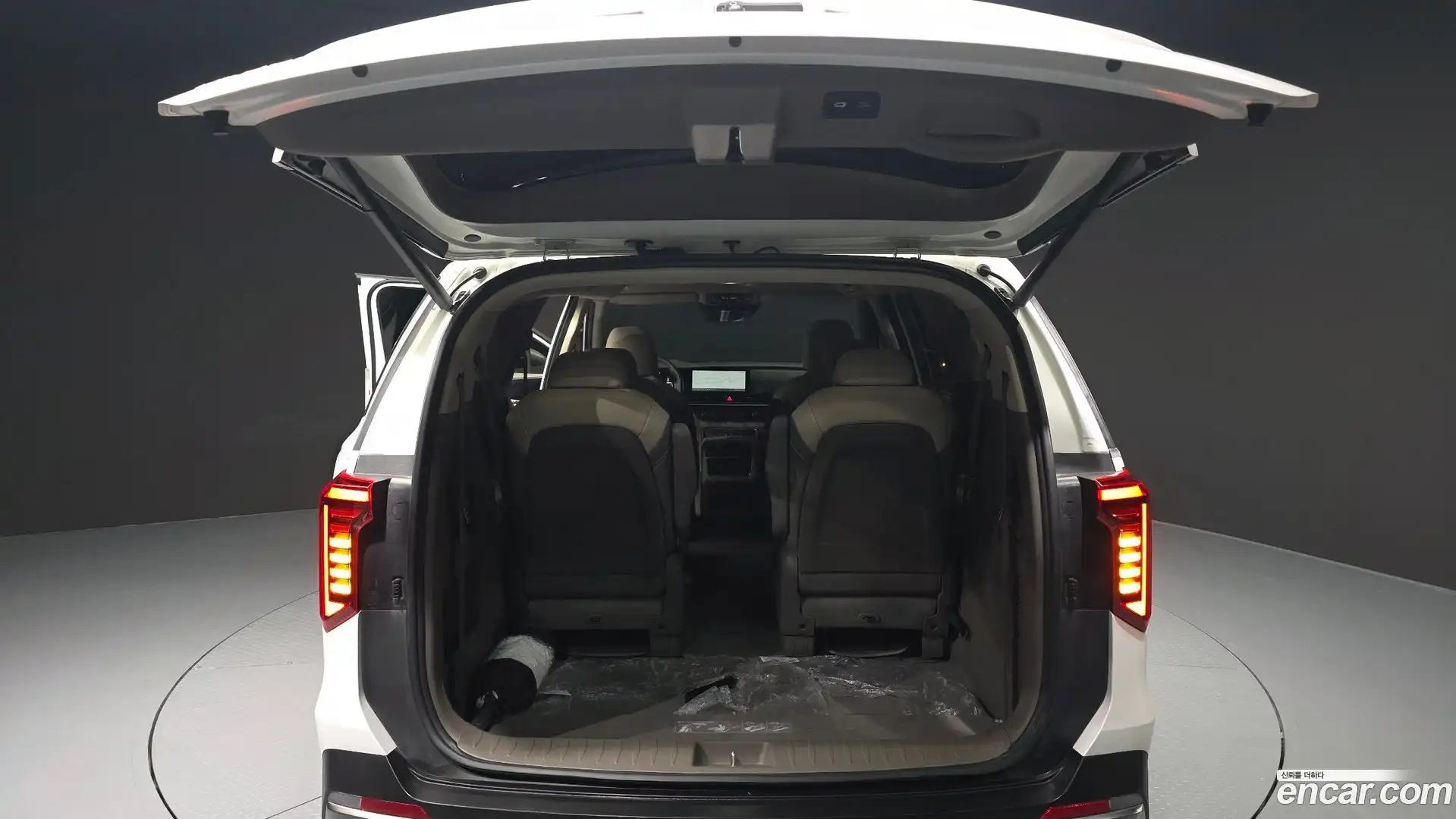 Canival Kia 2024.2-OPTION-024