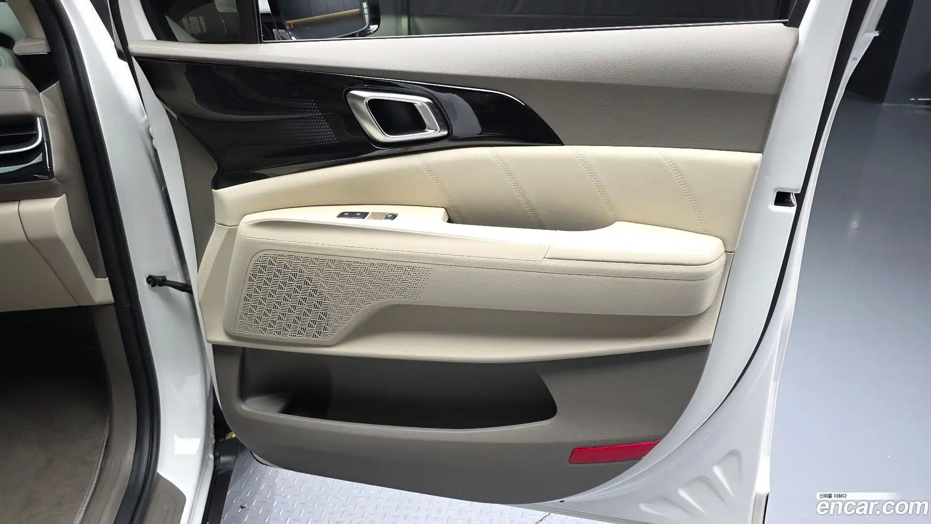 Canival Kia 2024.2-INNER-034