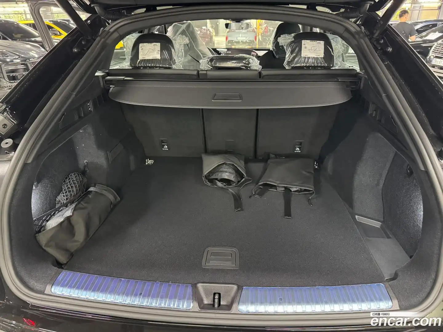 Q5 Audi 2025.11-OPTION-019