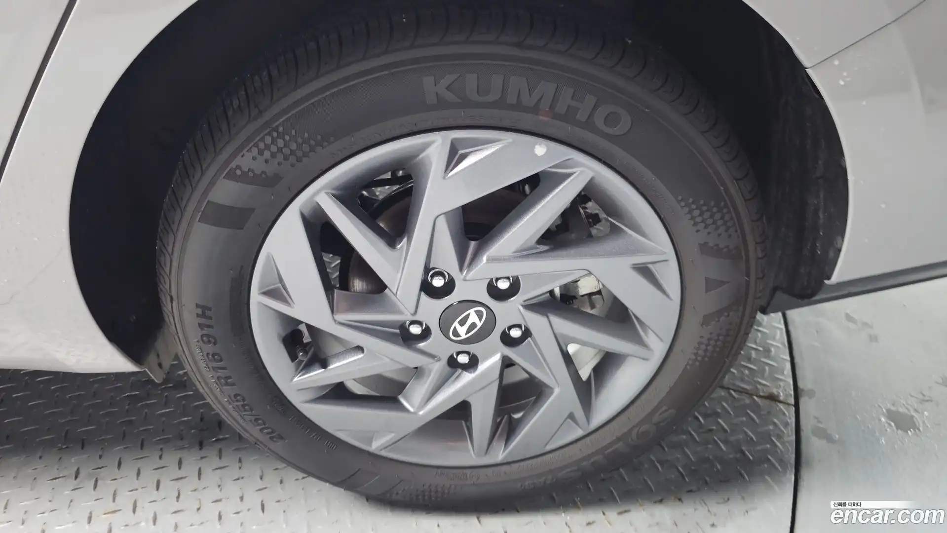AVANTE Hyundai 2025.2-OUTER-031