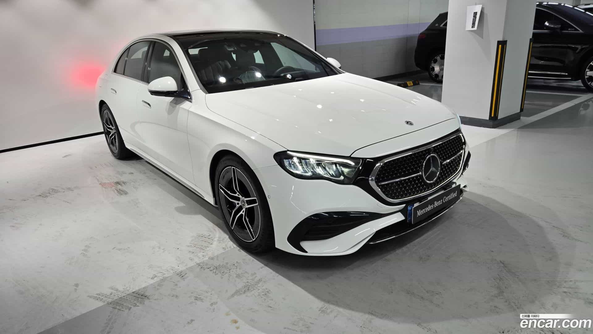 E-Class Mercedes-Benz 2025.7-OUTER-002