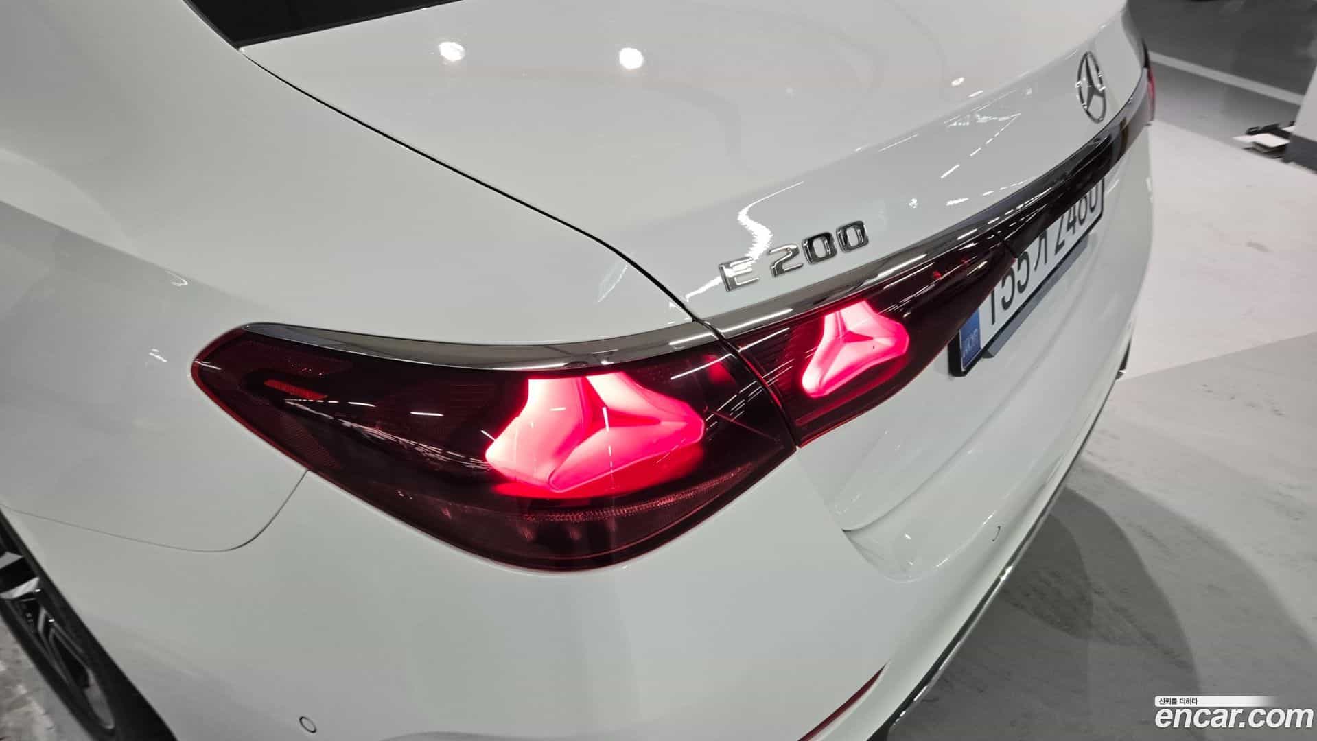 E-Class Mercedes-Benz 2025.7-OPTION-017
