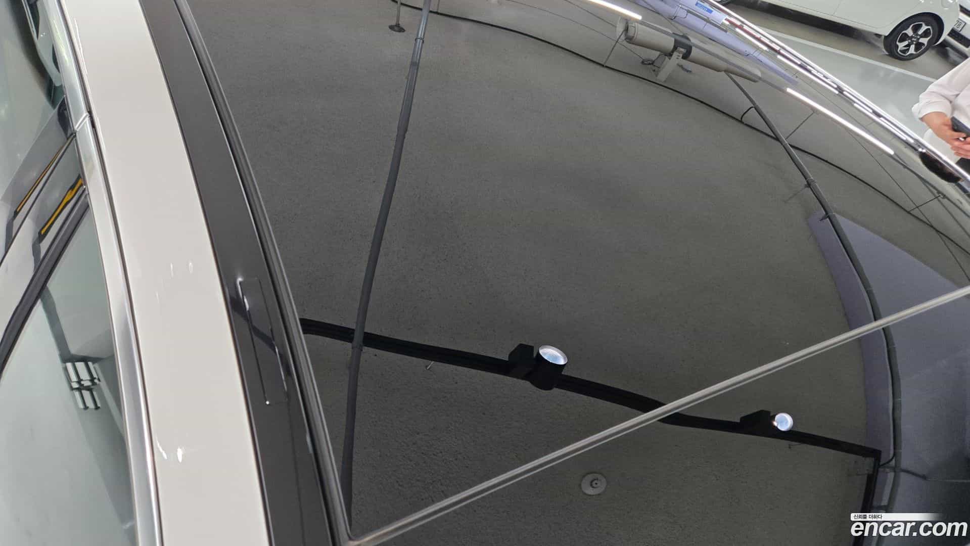 E-Class Mercedes-Benz 2025.7-OPTION-018