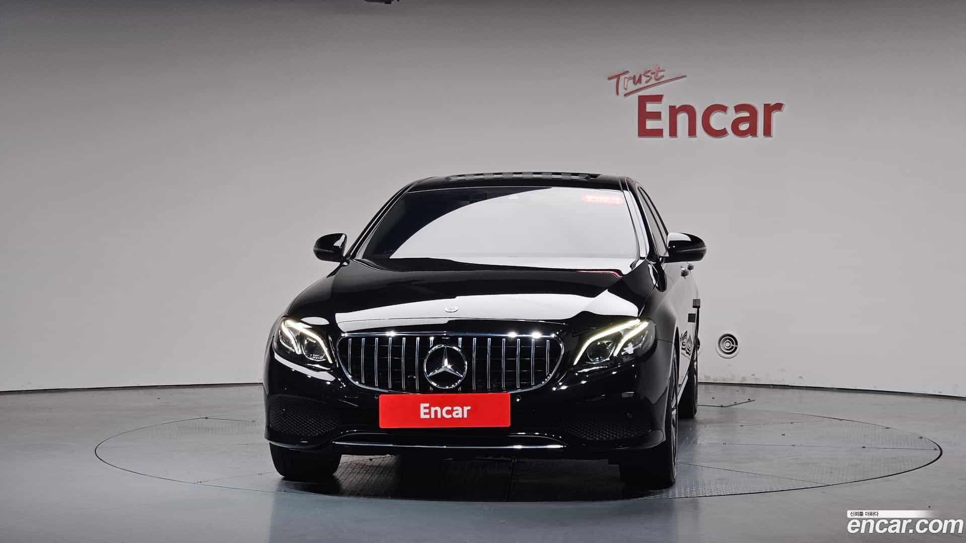 E-Class Mercedes-Benz 2020.8-OUTER-003