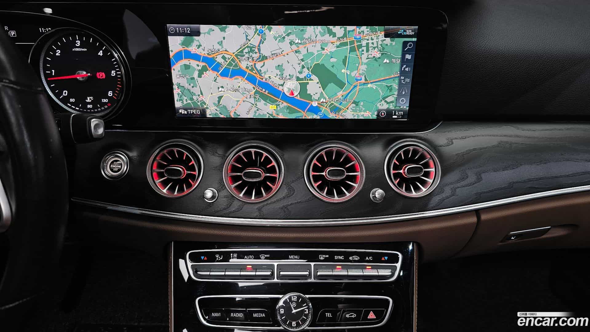 E-Class Mercedes-Benz 2020.8-OPTION-018