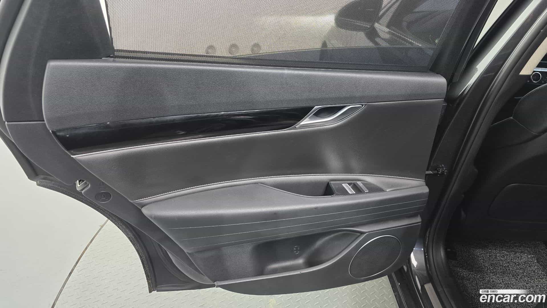 G80 Genesis 2020.5-INNER-035