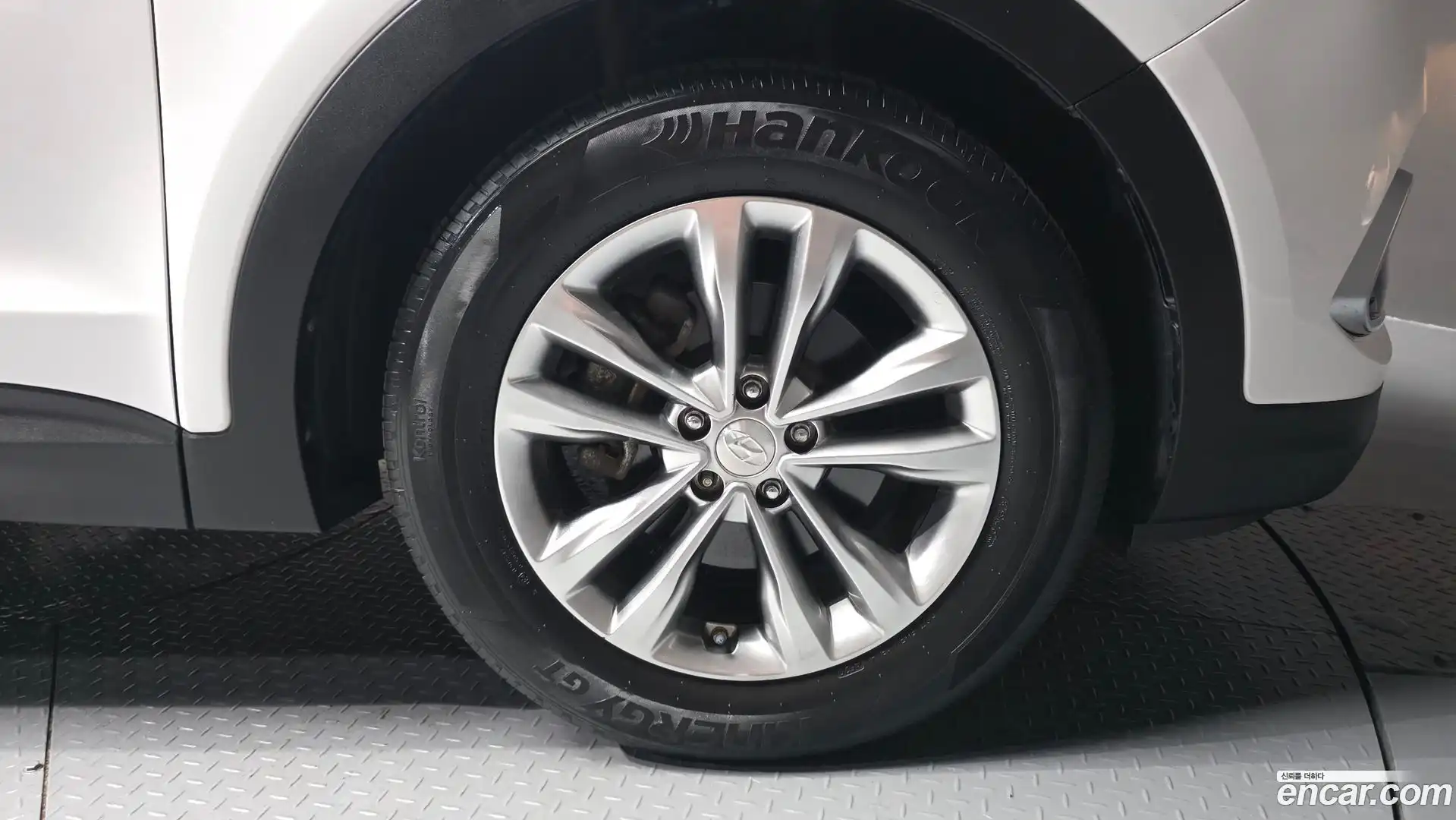 Santafe Hyundai 2015.6-OUTER-031