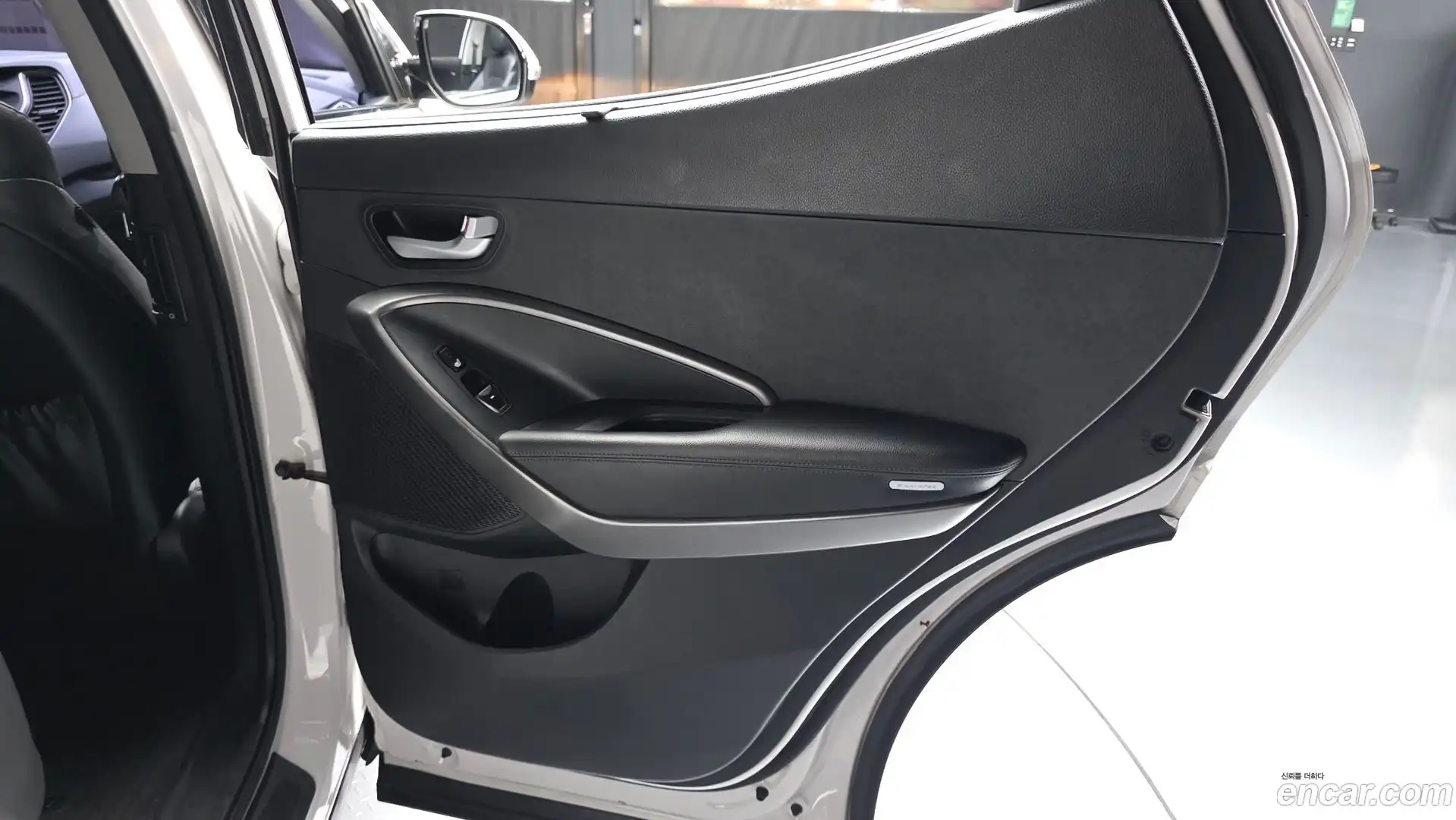 Santafe Hyundai 2015.6-INNER-035