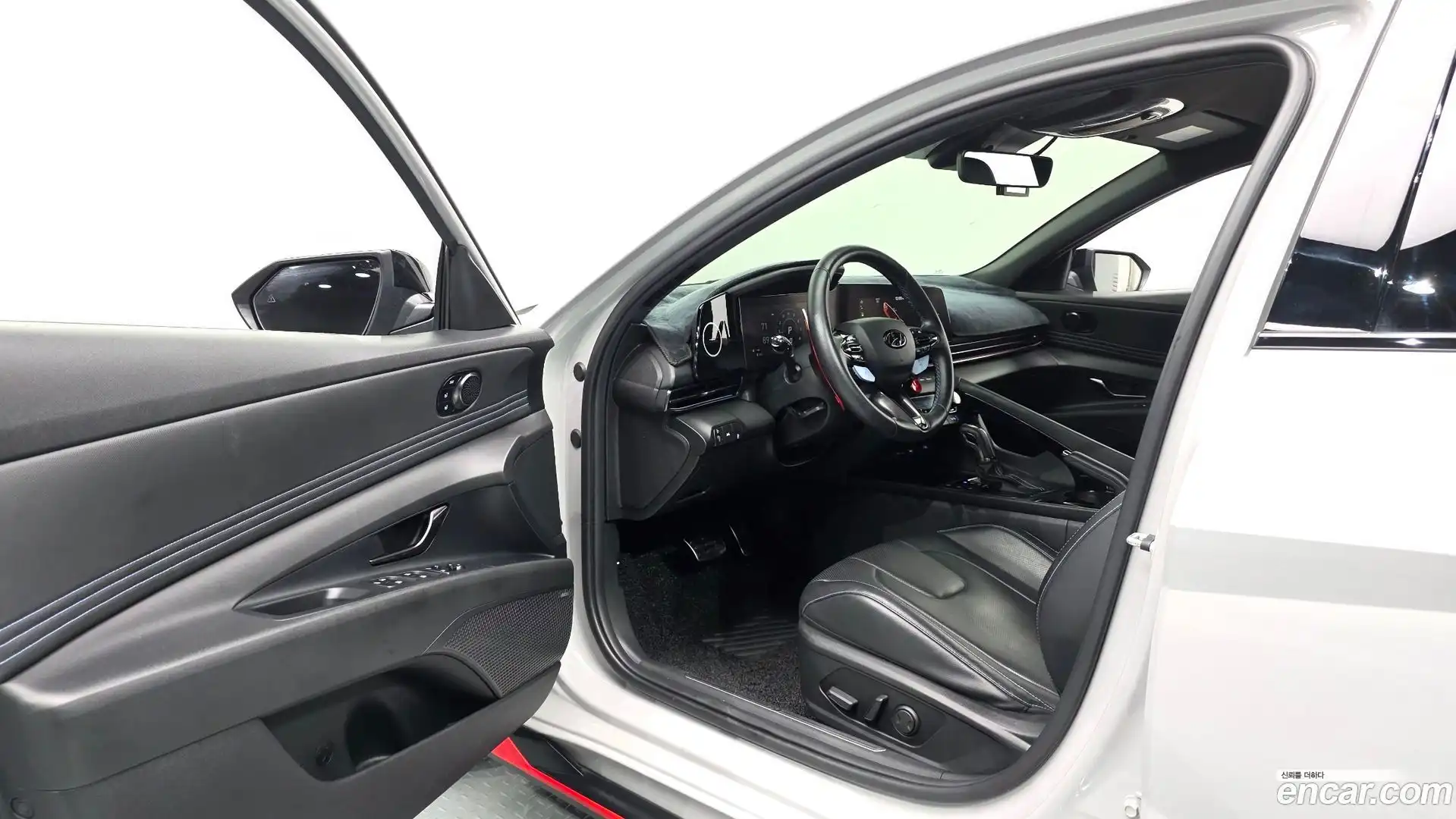 AVANTE Hyundai 2022.3-INNER-010