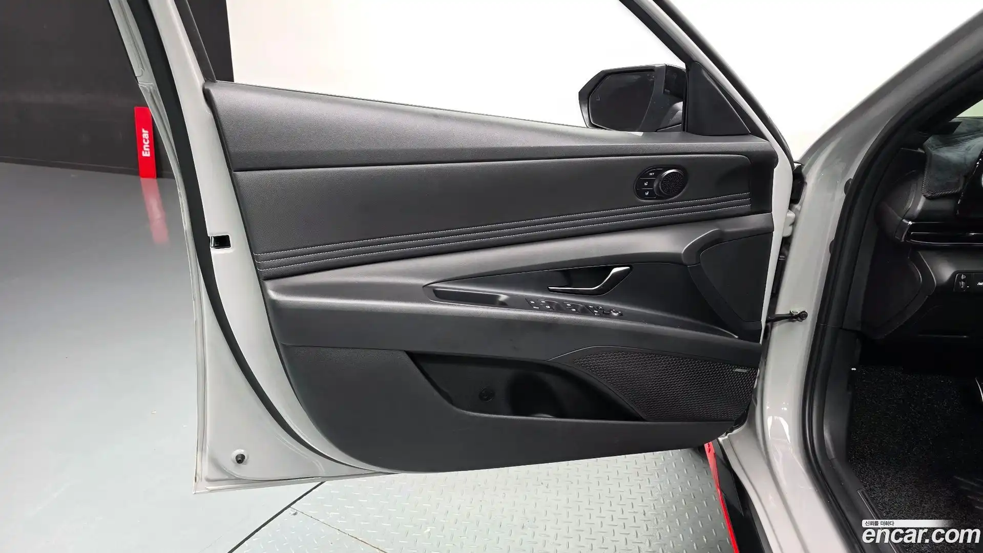 AVANTE Hyundai 2022.3-INNER-034