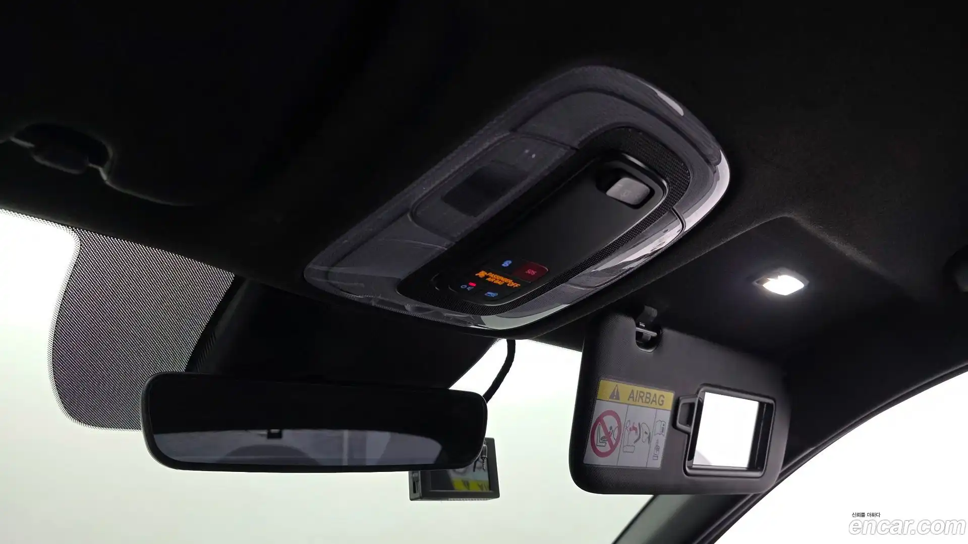AVANTE Hyundai 2022.3-OPTION-045