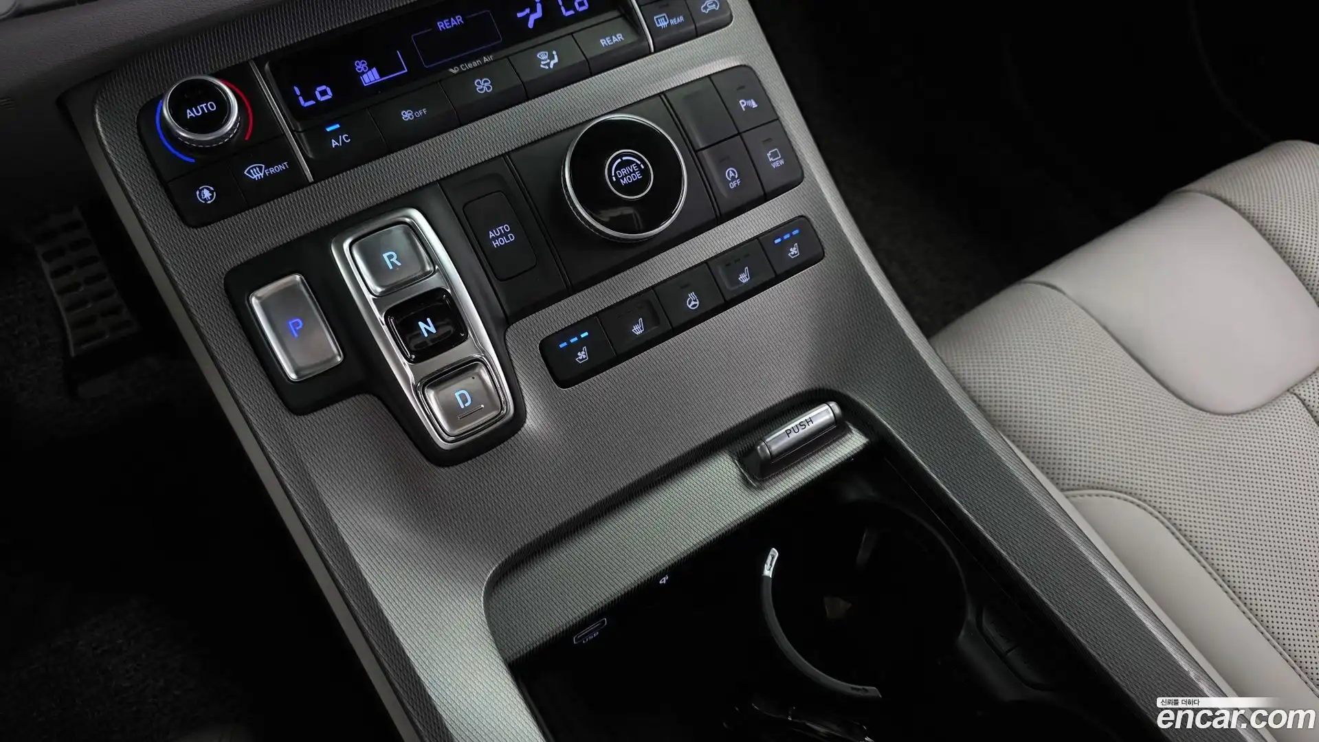 Palisade Hyundai 2019.9-INNER-009