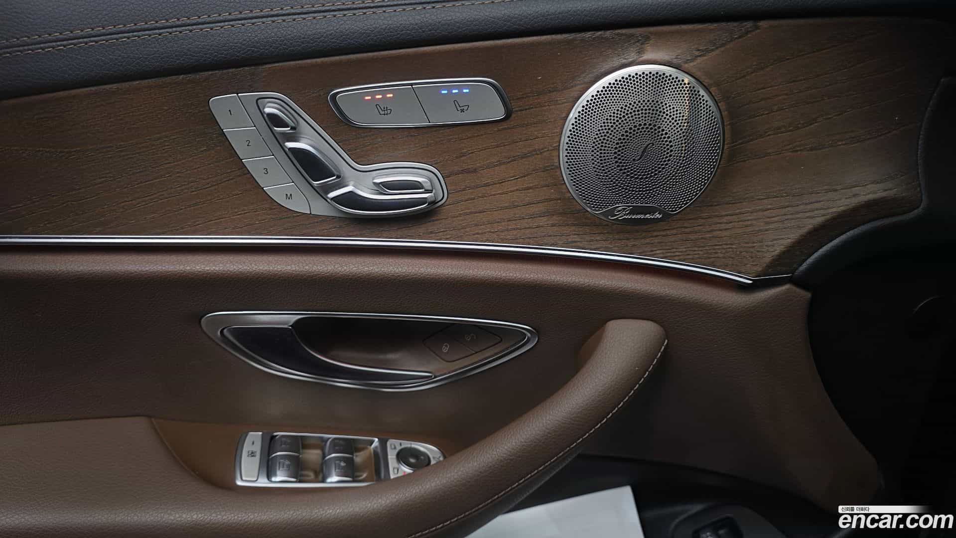E-Class Mercedes-Benz 2021.5-OPTION-023