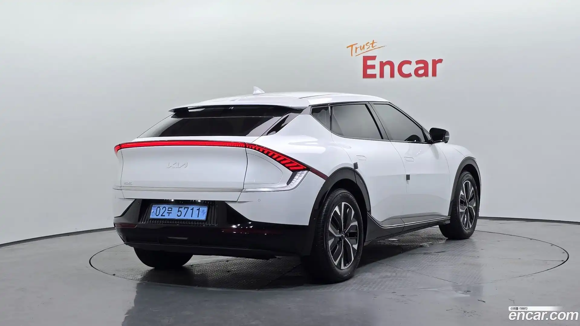 EV6 Kia 2023.2-OUTER-002
