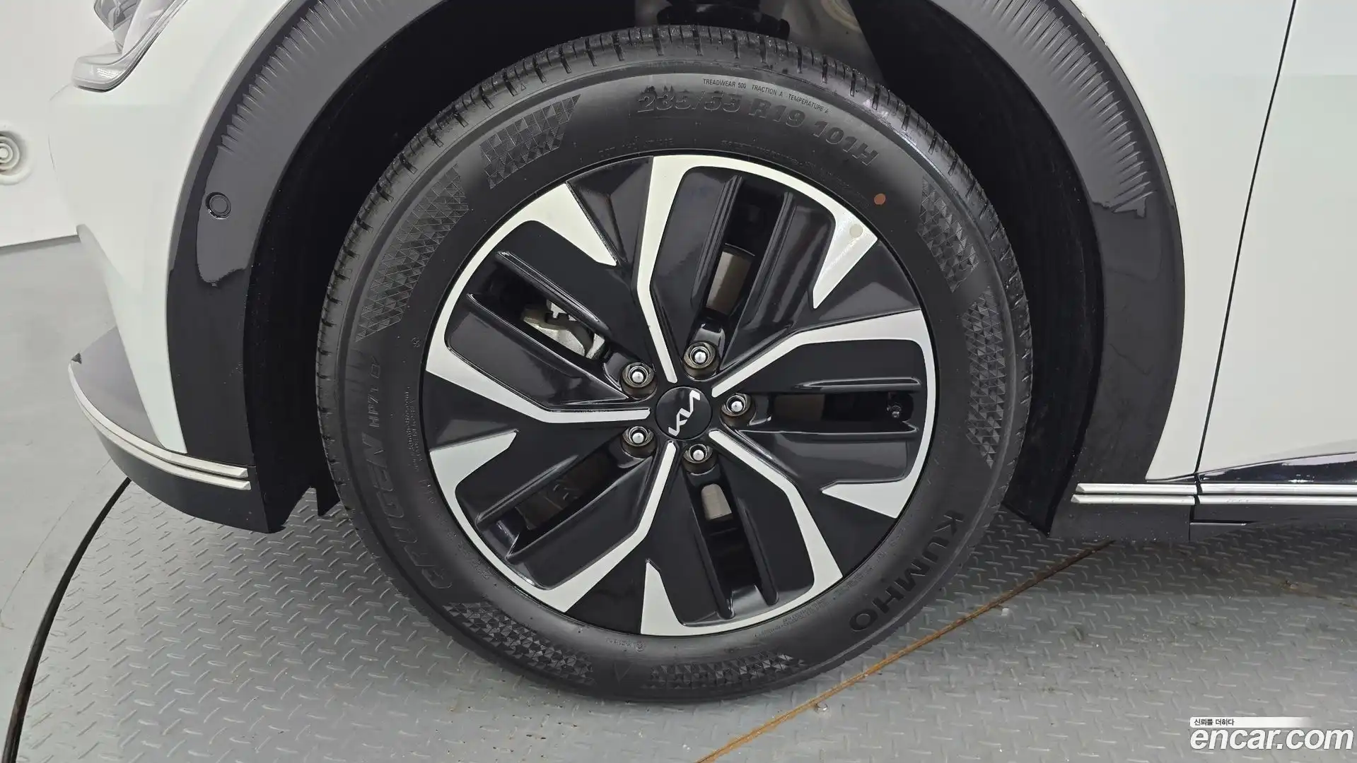 EV6 Kia 2023.2-OUTER-005