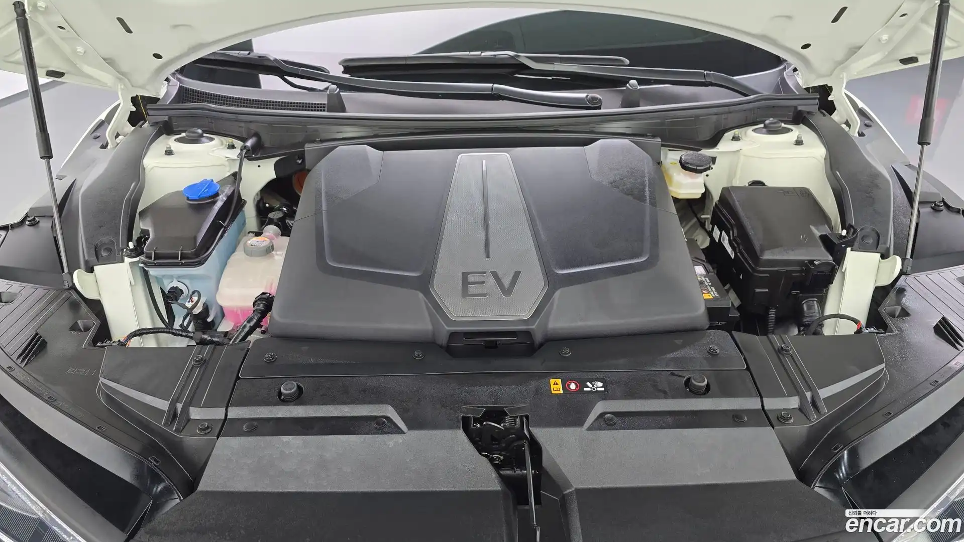 EV6 Kia 2023.2-OUTER-006
