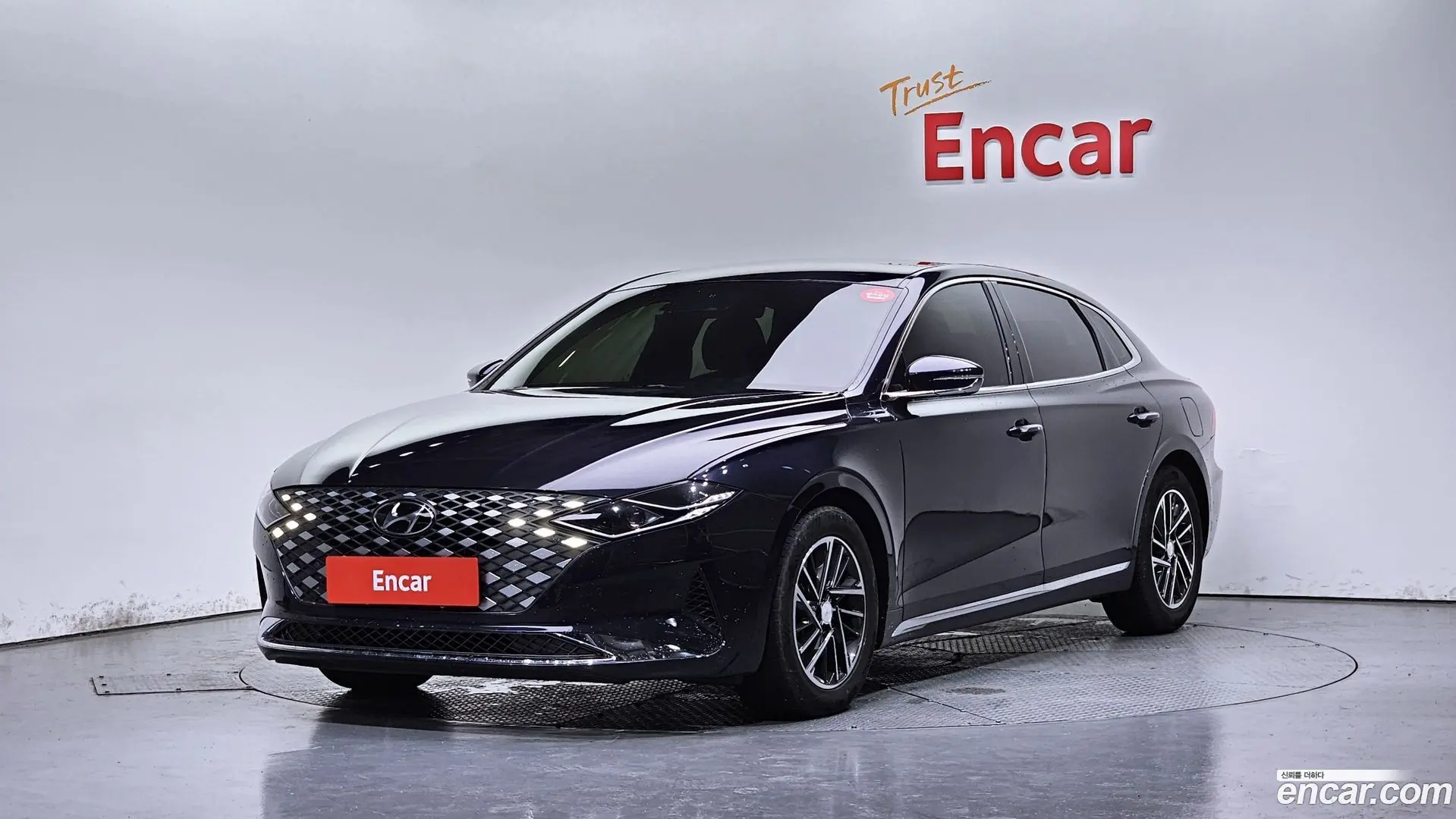 Main__Slider__Photo:Grandeur Hyundai 2020.2-0