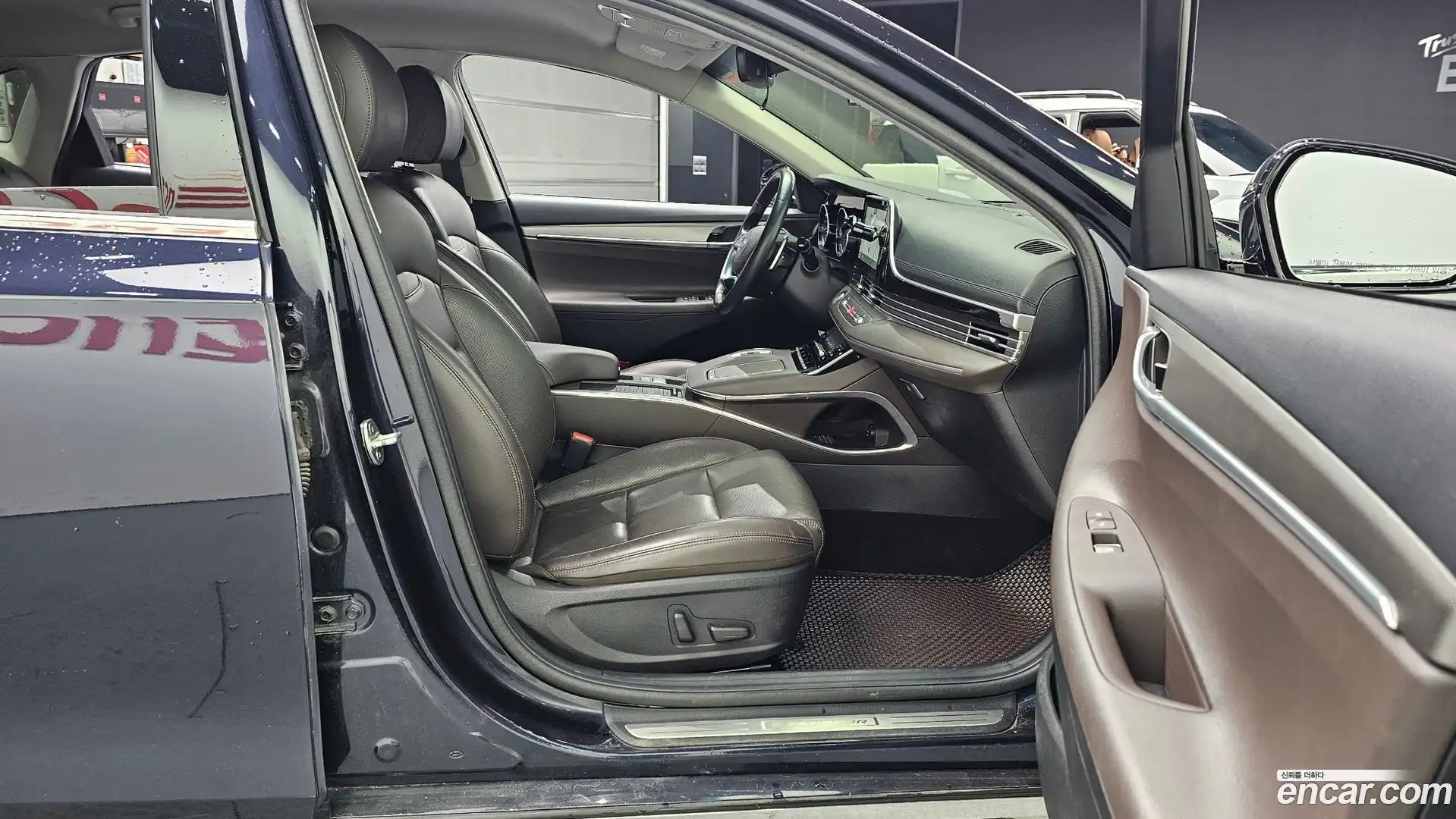 Grandeur Hyundai 2020.2-OPTION-015