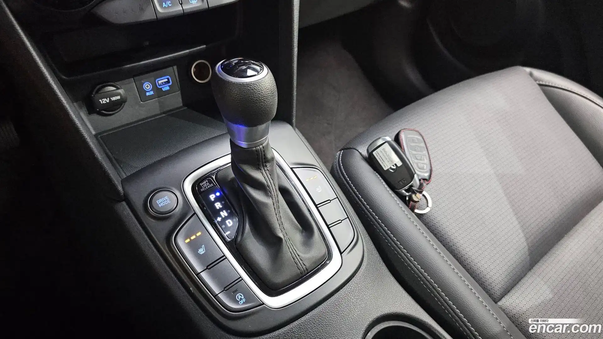 Kona Hyundai 2018.6-INNER-009