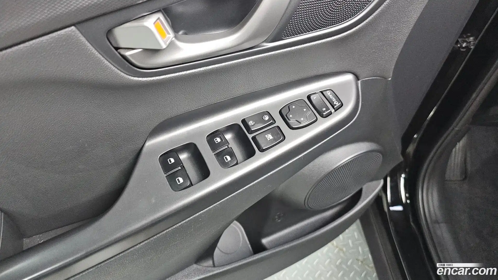 Kona Hyundai 2018.6-OPTION-023