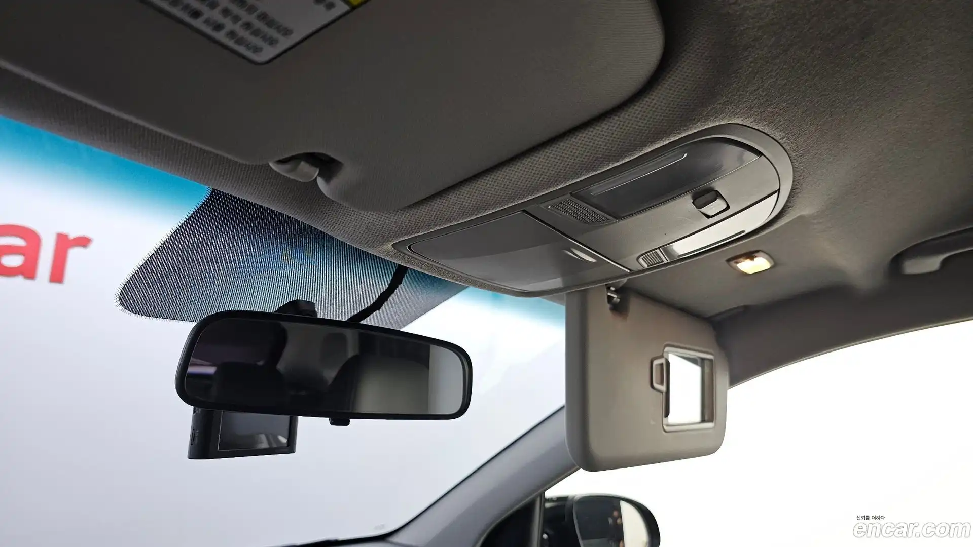 Kona Hyundai 2018.6-OPTION-024