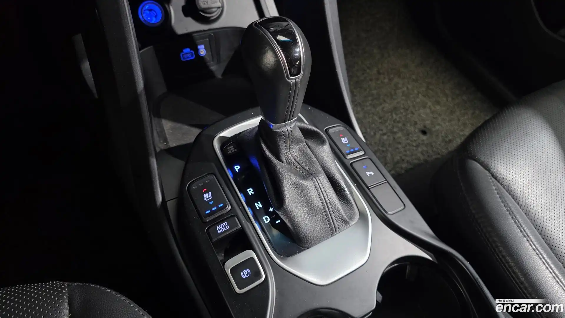 Santafe Hyundai 2017.3-INNER-009