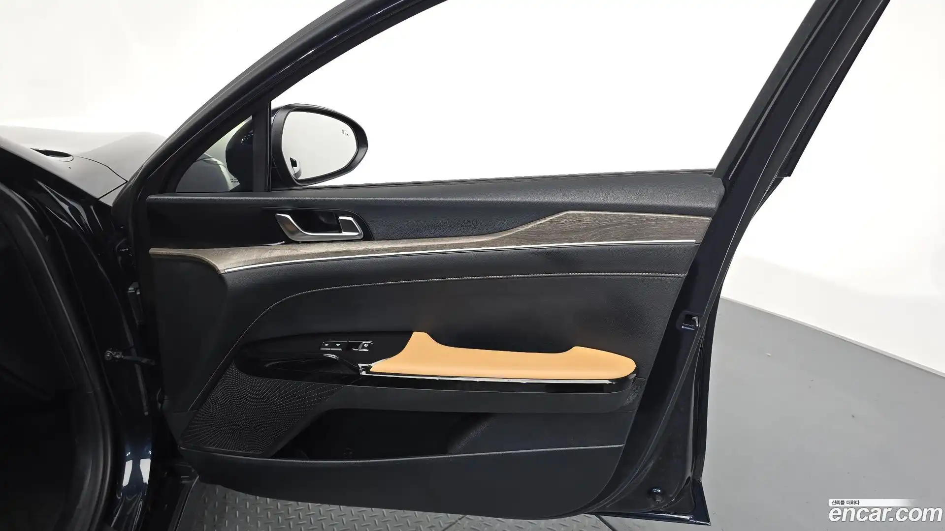 K5 Kia 2022.1-INNER-034