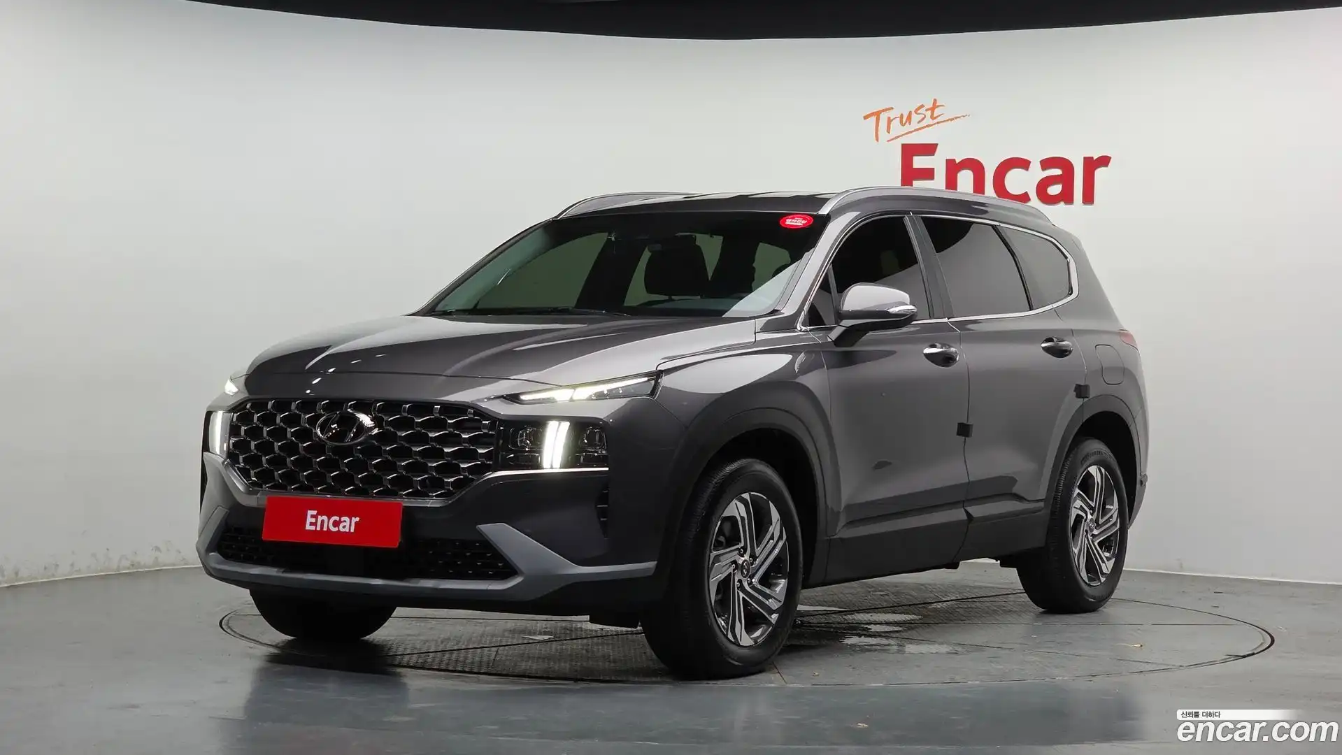 Santafe Hyundai 2022.8-OUTER-001