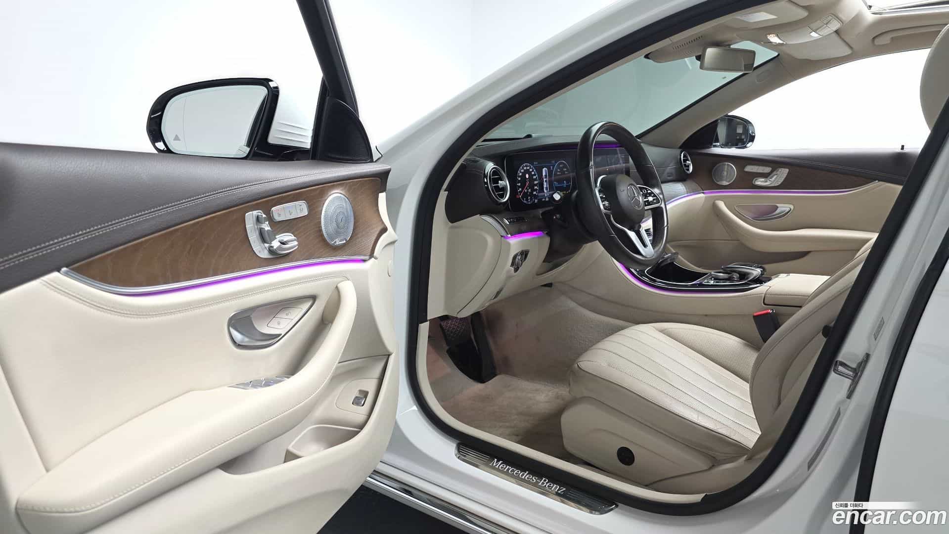 E-Class Mercedes-Benz 2020.5-INNER-010