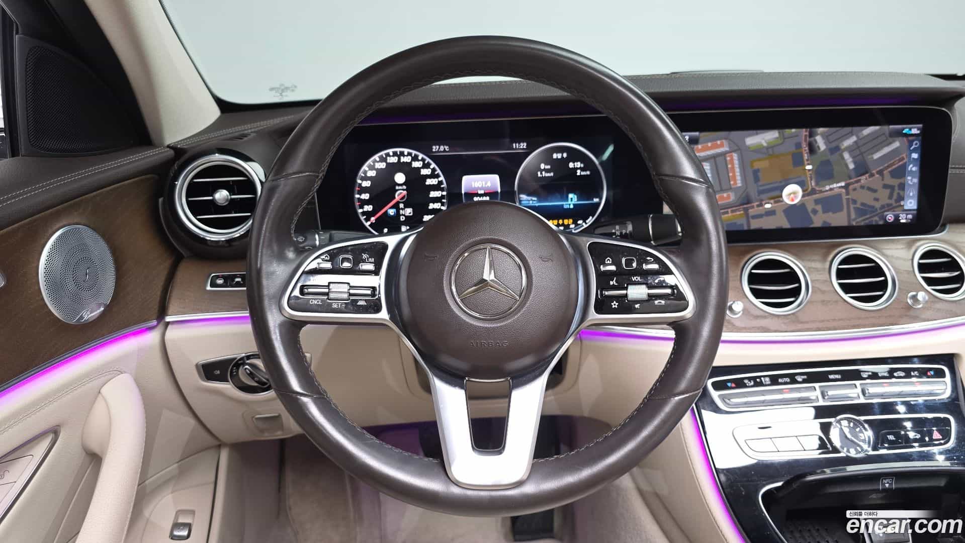E-Class Mercedes-Benz 2020.5-OPTION-016