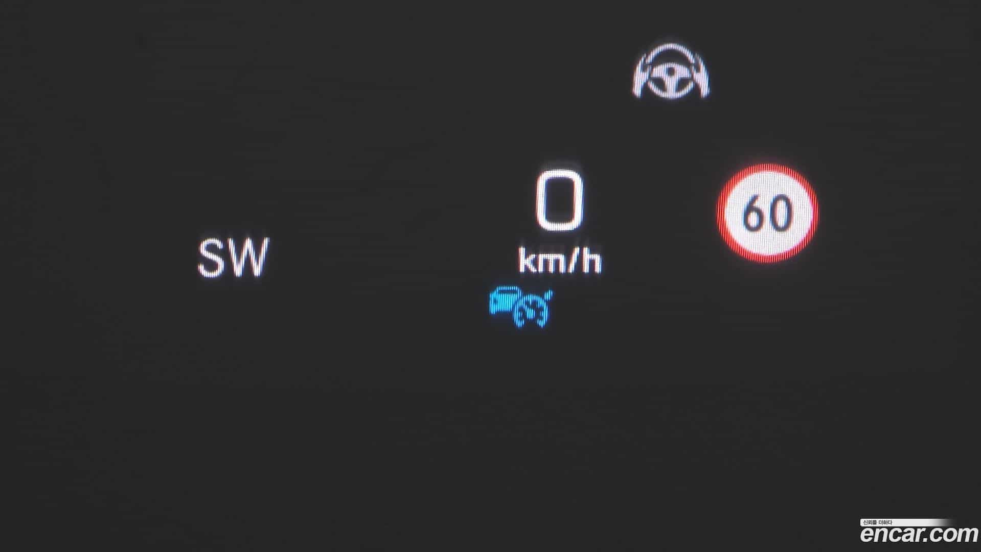 E-Class Mercedes-Benz 2020.5-OPTION-022