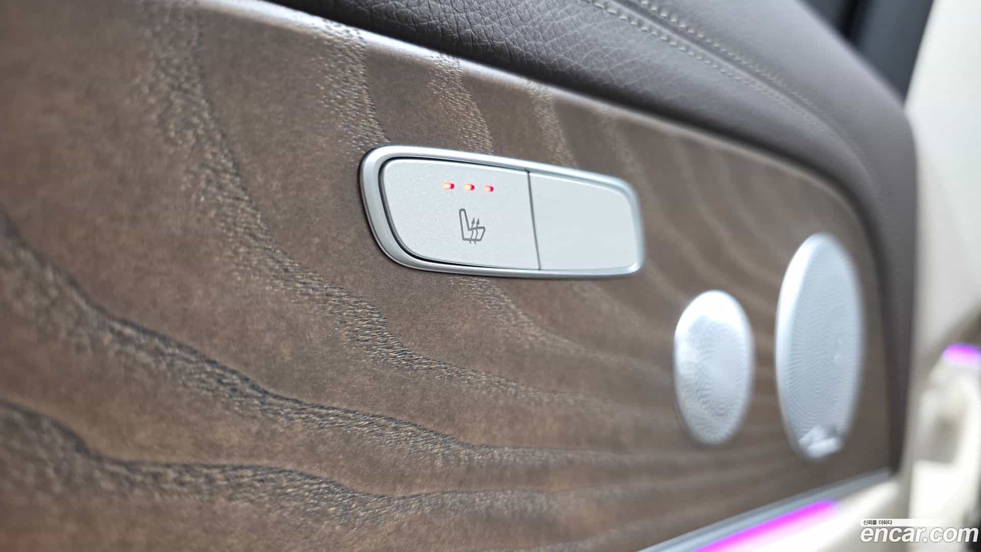 E-Class Mercedes-Benz 2020.5-OPTION-044