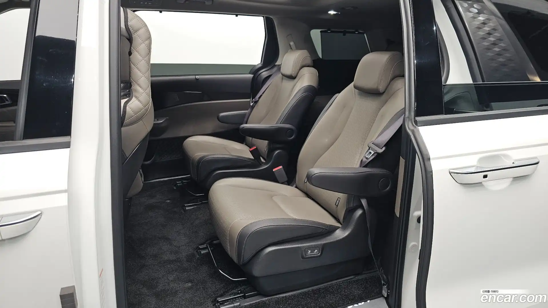 Canival Kia 2024.2-INNER-036