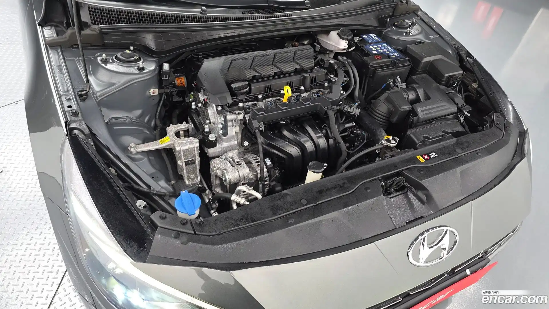 AVANTE Hyundai 2021.0-OUTER-006
