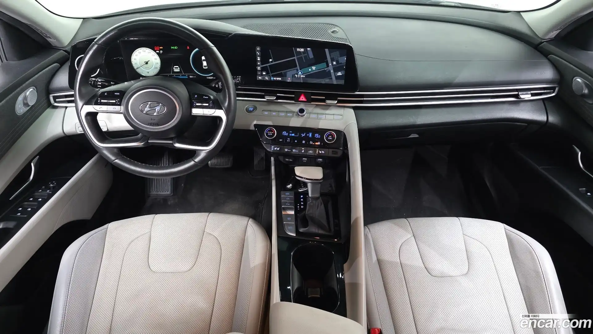 AVANTE Hyundai 2021.0-INNER-007