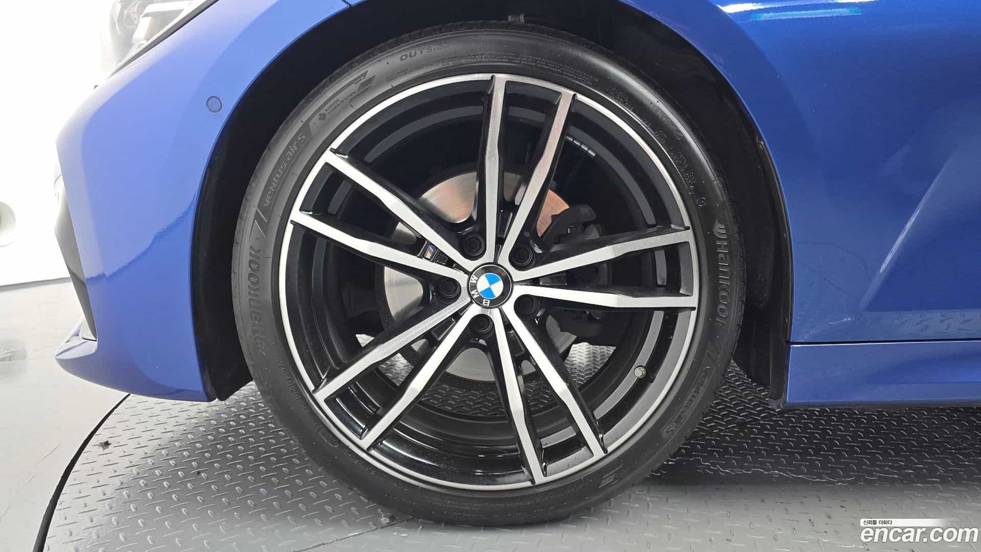 3-Series BMW 2021.5-OUTER-005