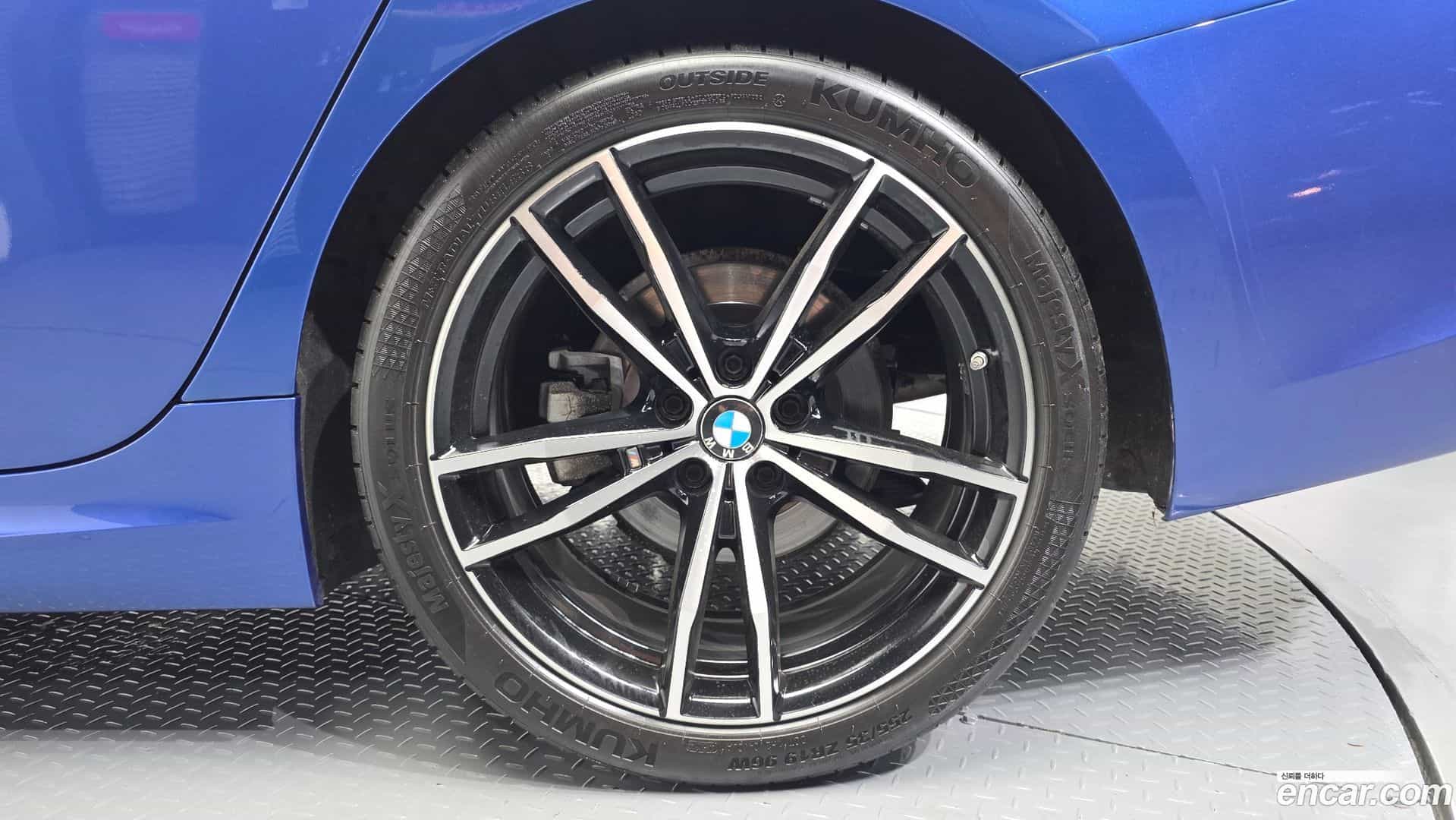 3-Series BMW 2021.5-OUTER-031