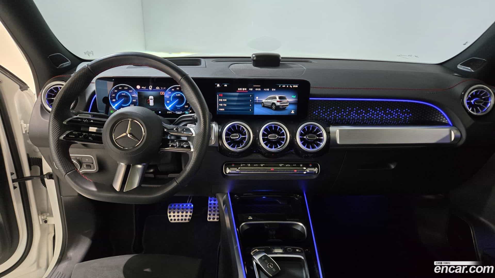 EQB Mercedes-Benz 2025.9-OPTION-021