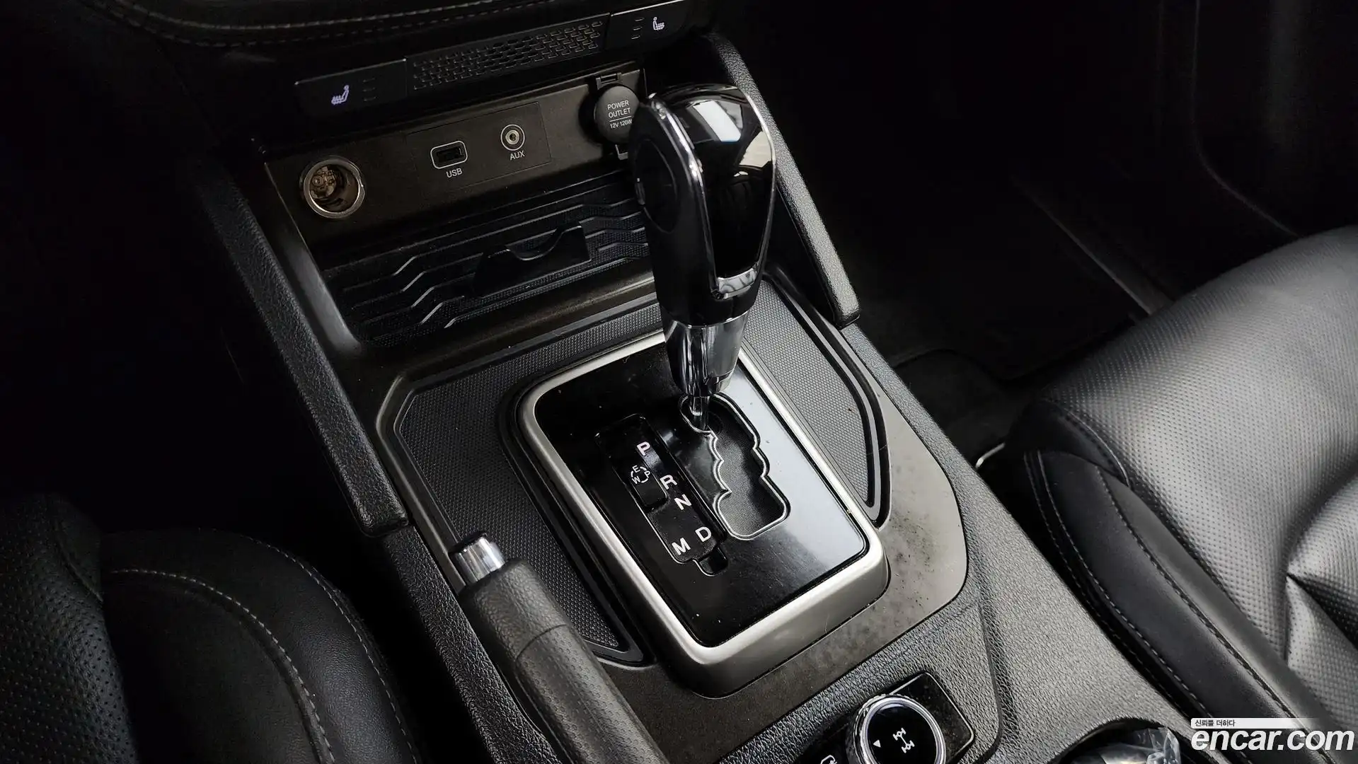 Rexton KG Mobility 2018.6-INNER-009