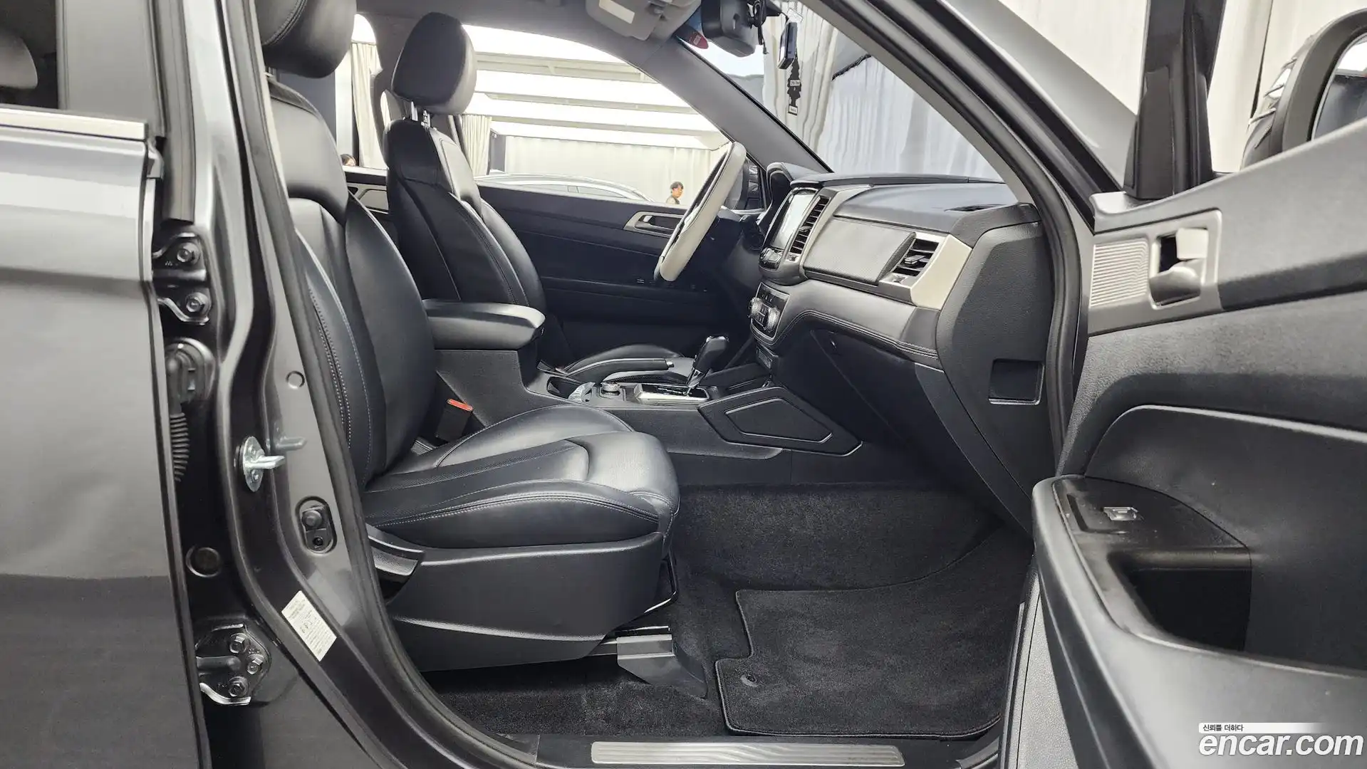 Rexton KG Mobility 2018.6-OPTION-015