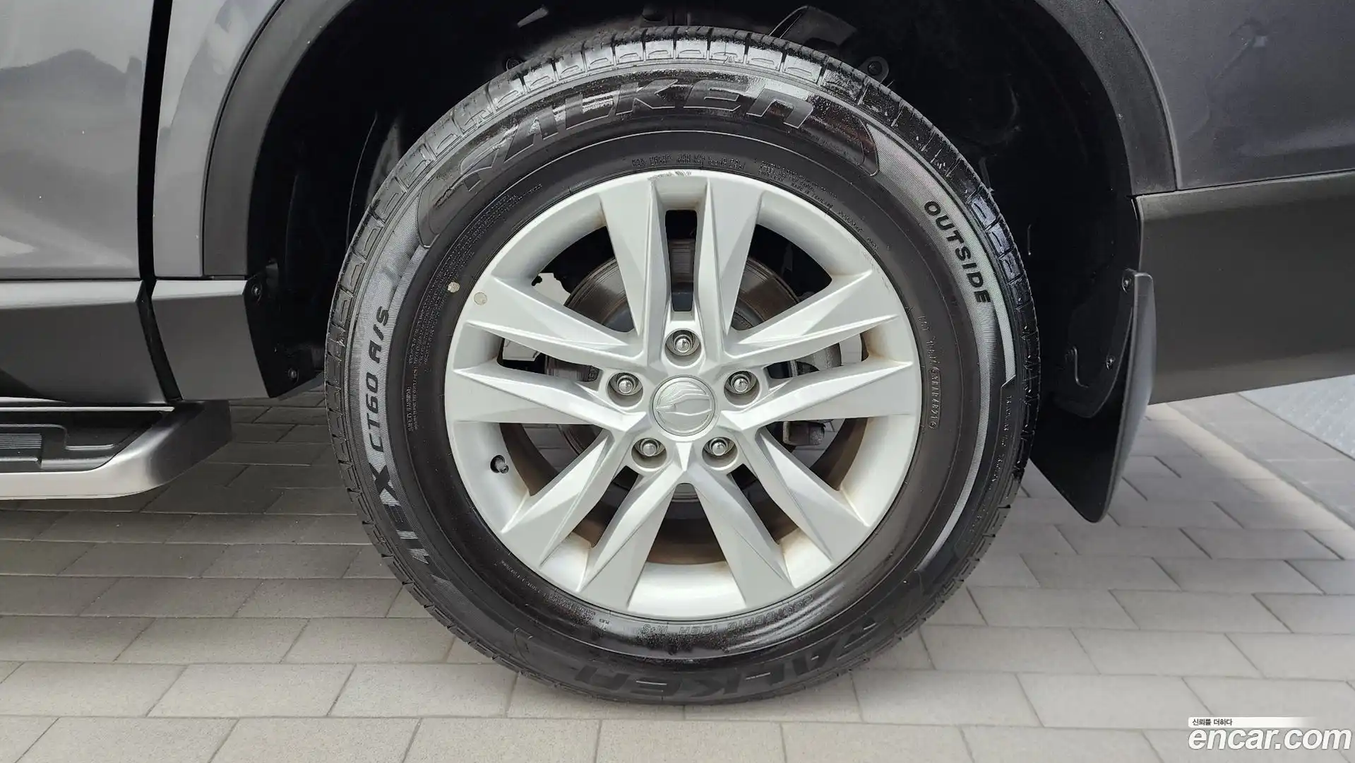 Rexton KG Mobility 2018.6-OUTER-031