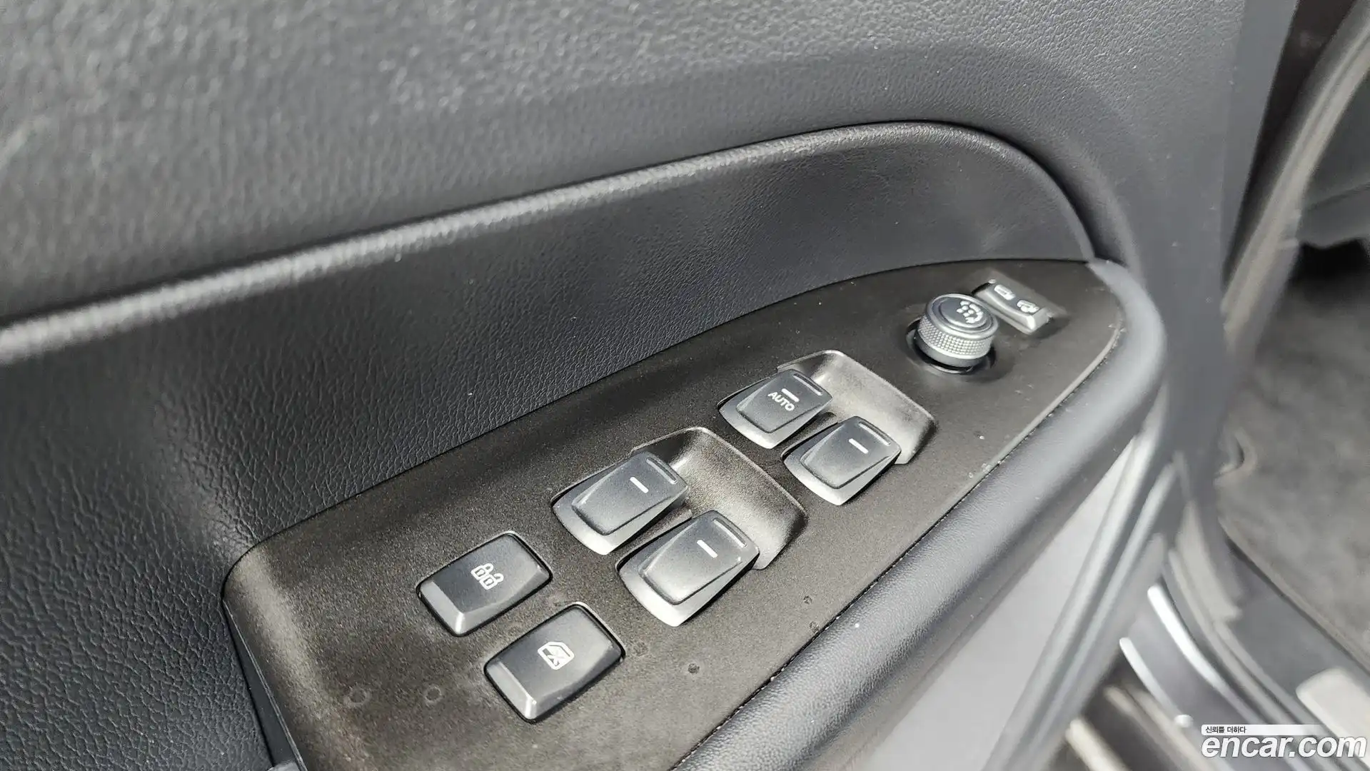 Rexton KG Mobility 2018.6-OPTION-041