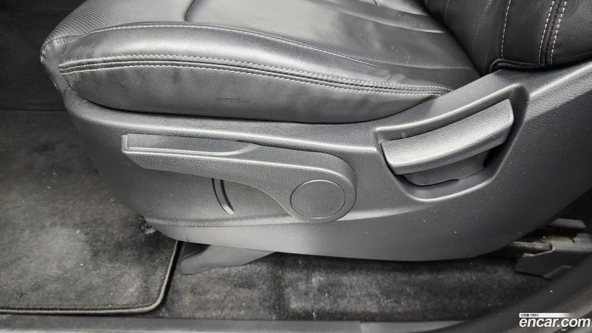 Rexton KG Mobility 2018.6-OPTION-043