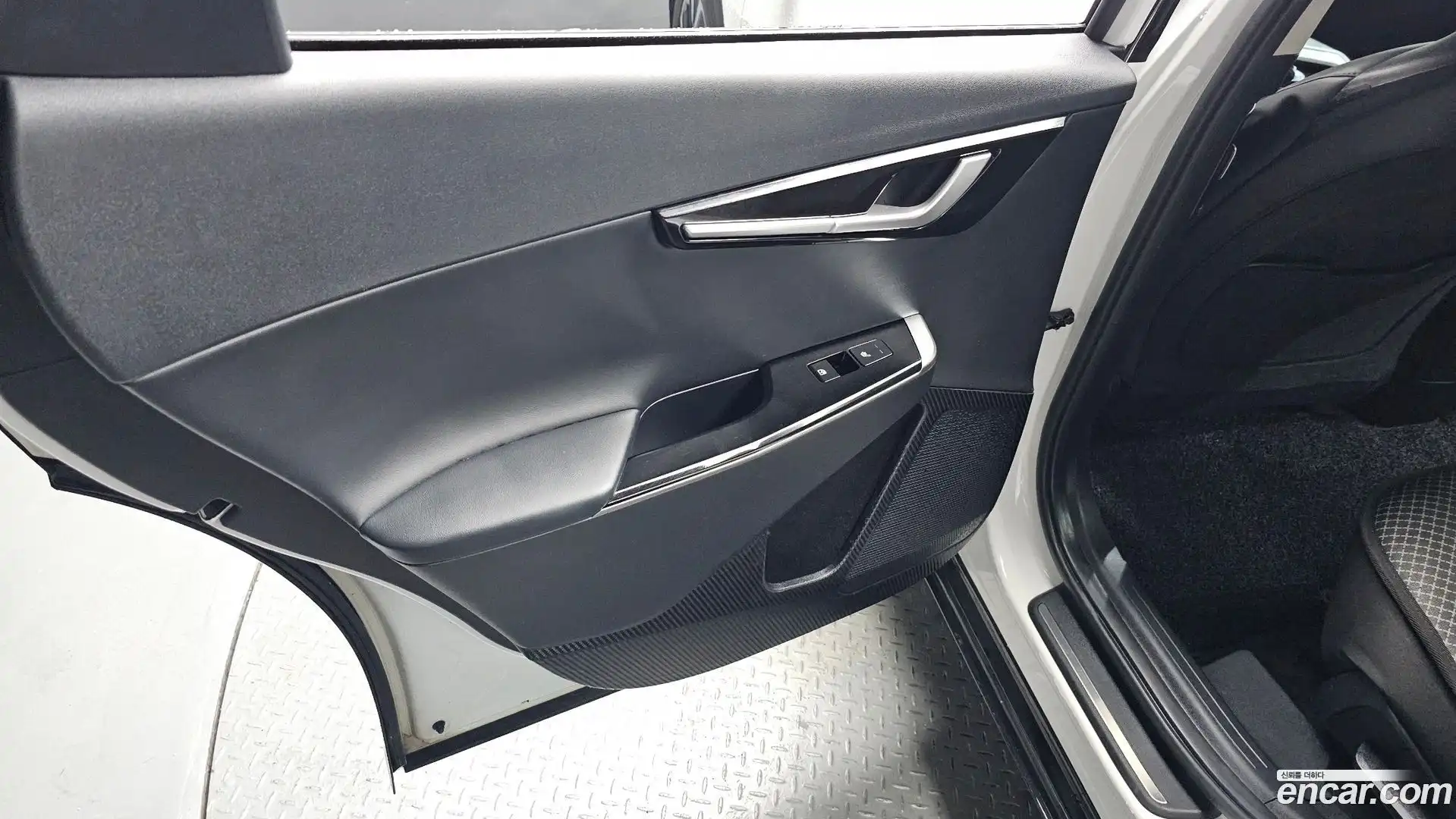 EV6 Kia 2024.5-INNER-035