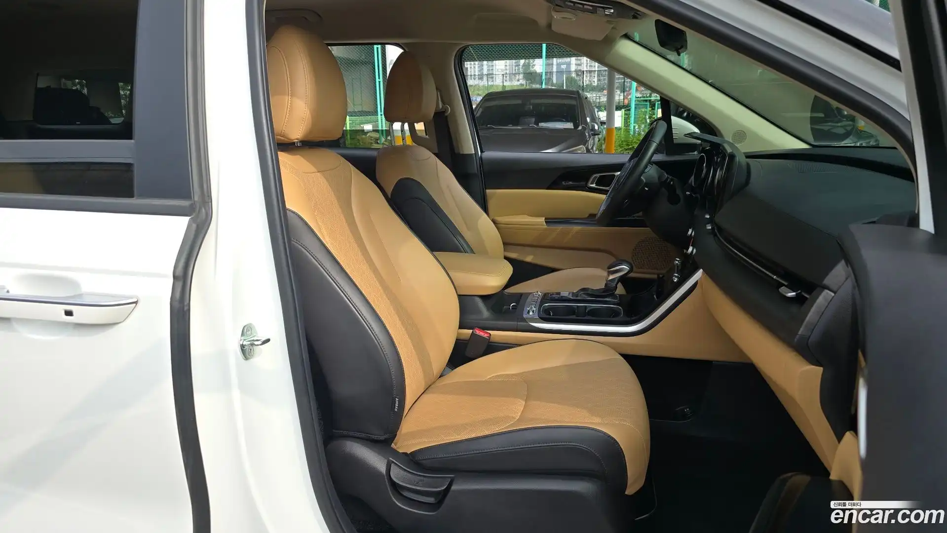 Canival Kia 2023.3-OPTION-015