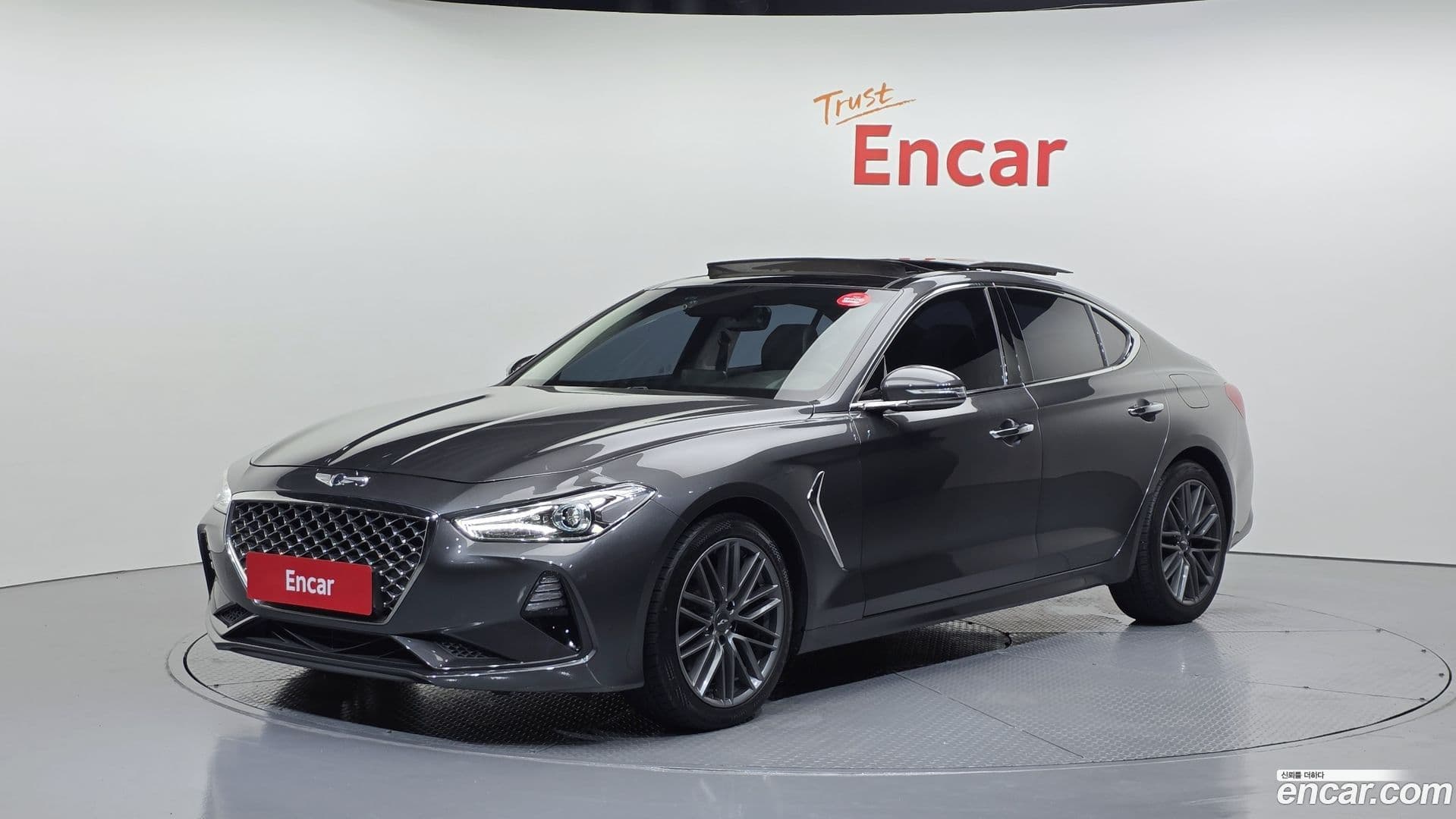 Main__Slider__Photo:G70 Genesis 2018.4-0