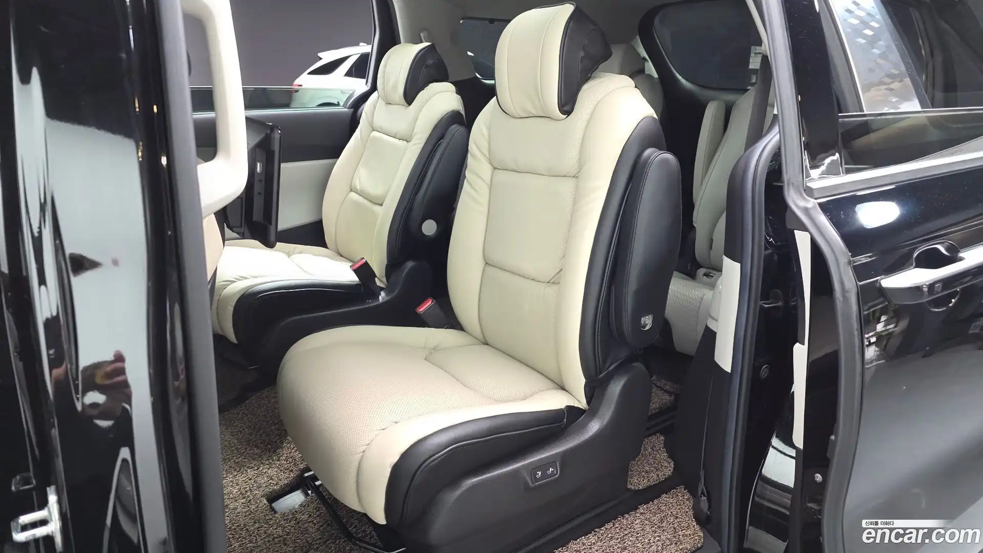 Canival Kia 2020.10-OPTION-016