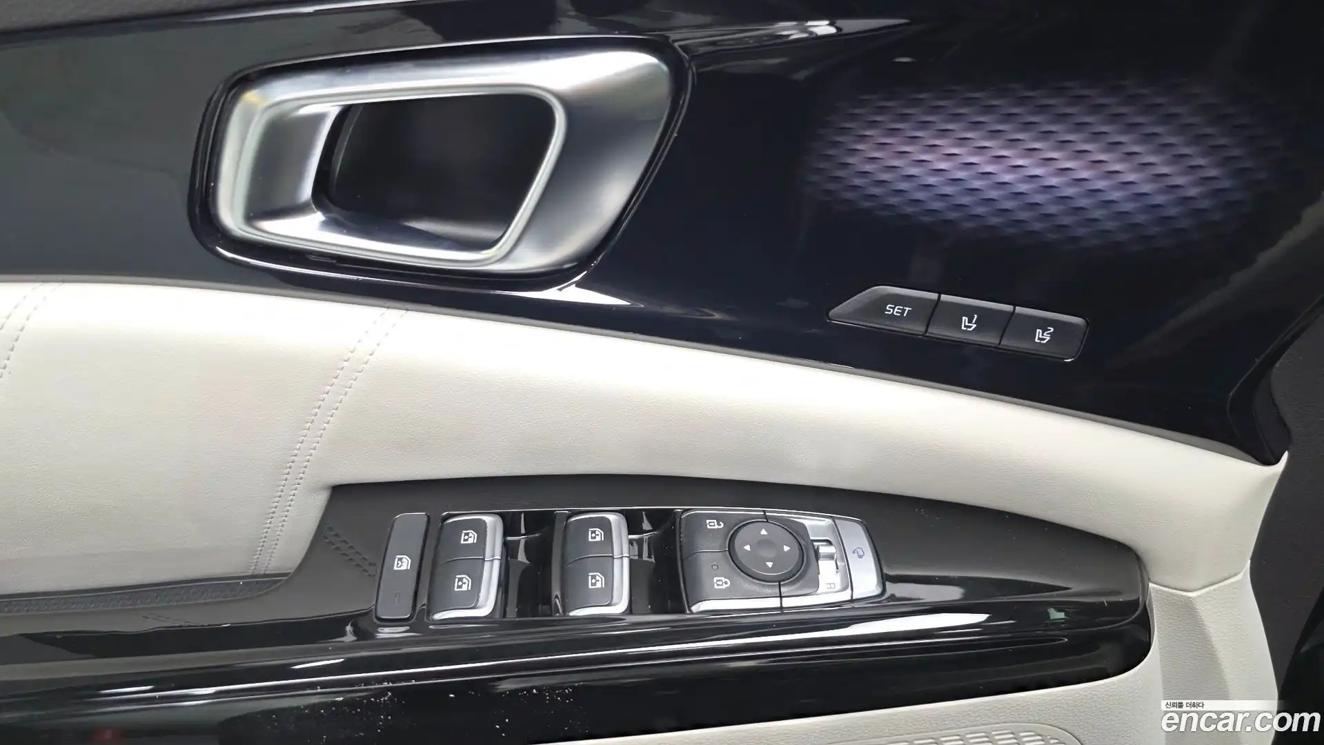 Canival Kia 2020.10-OPTION-042
