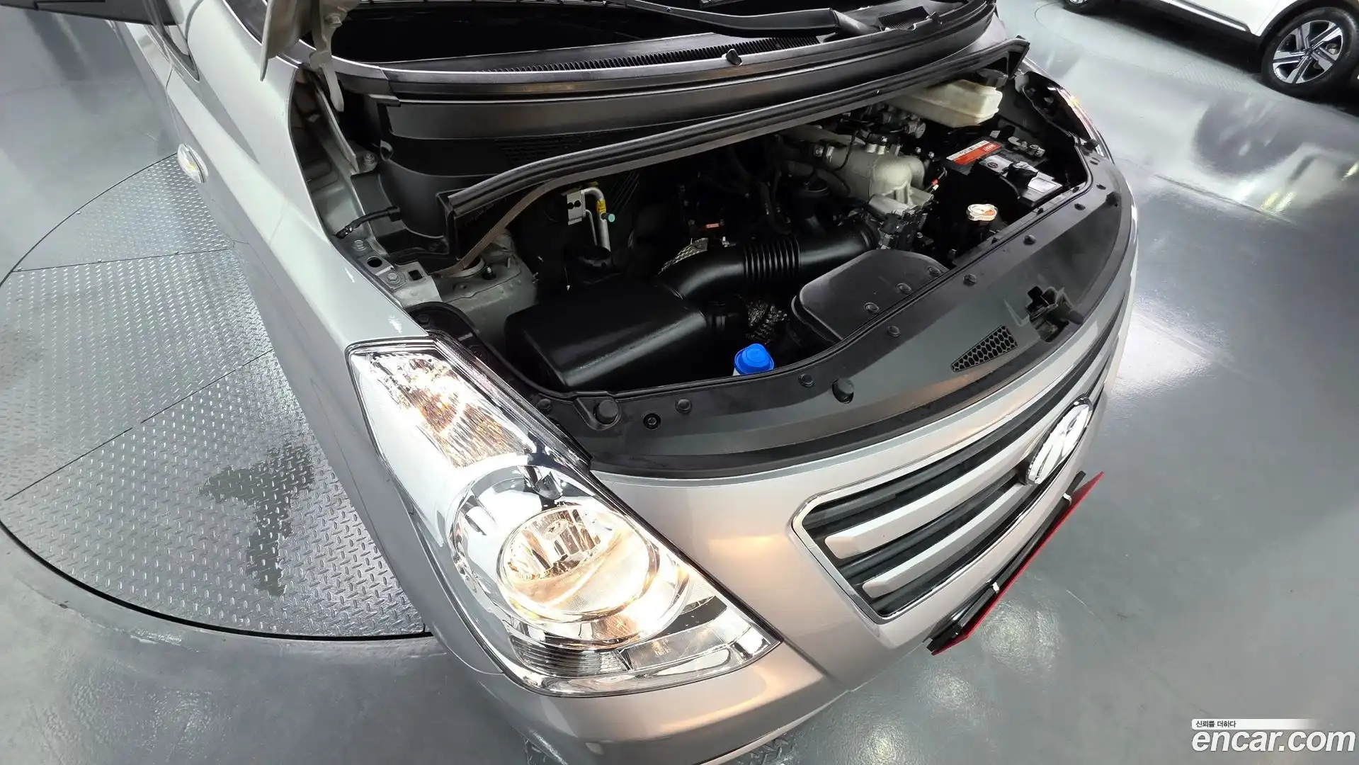 Starex Hyundai 2016.6-OUTER-006