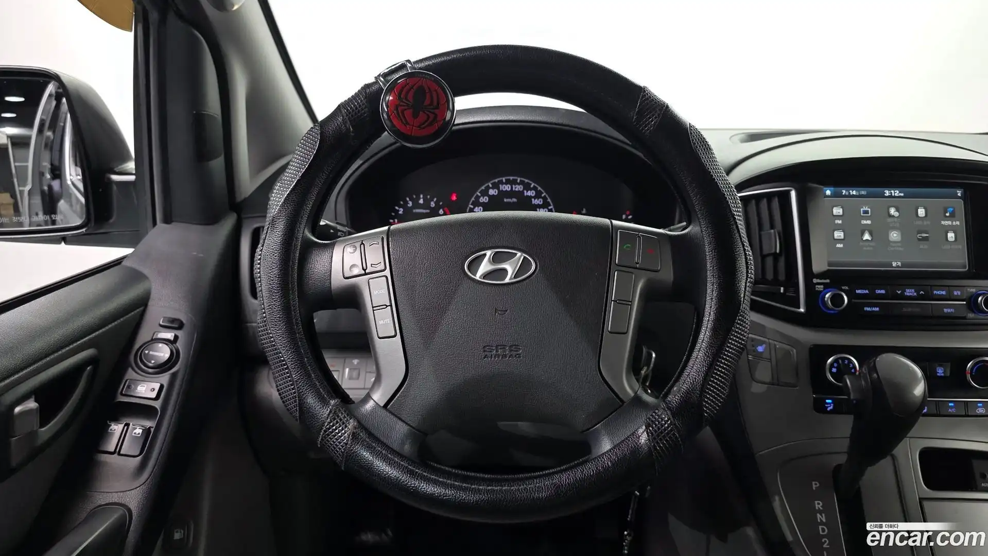 Starex Hyundai 2016.6-OPTION-017